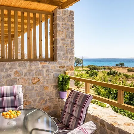 Venetia's * Lefkos (Karpathos)